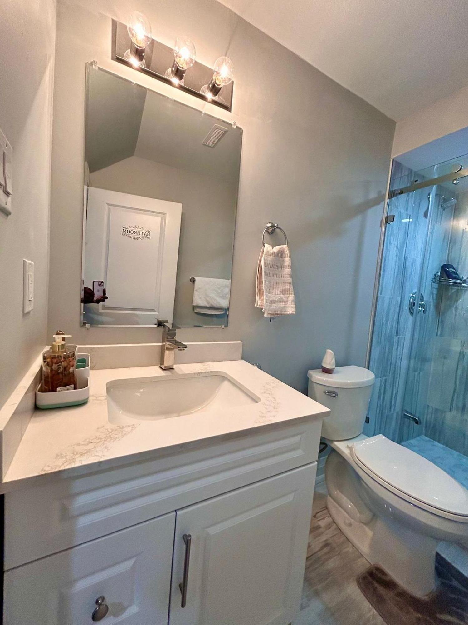 ברמפטון Apartment B 2 Bedroom מראה חיצוני תמונה